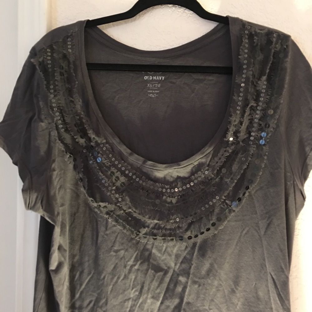 Ribbon neckline tee